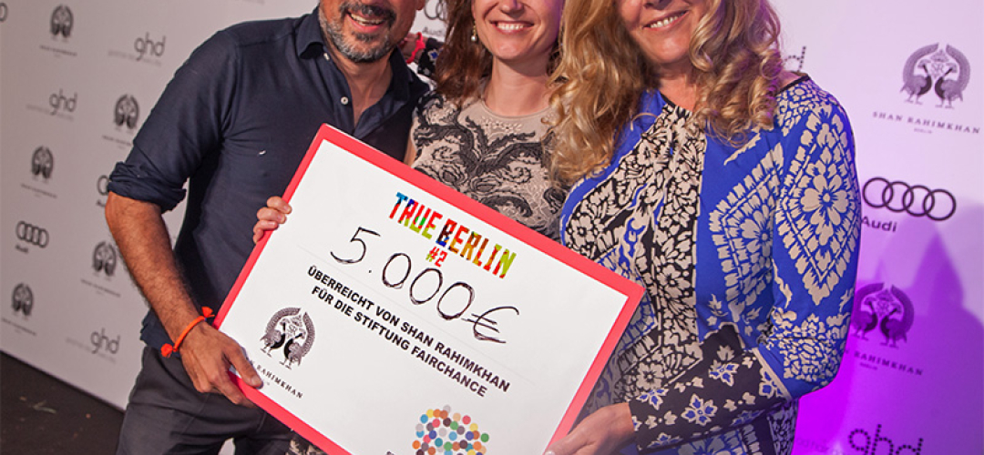  dani_loew_shan_rahimkhan_scheckuebergabe